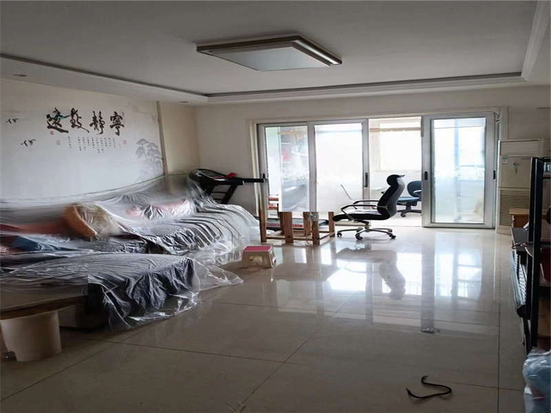 睿智園小區(qū)法拍房1、2棟1803號(hào)房產(chǎn)及室內(nèi)家具家電