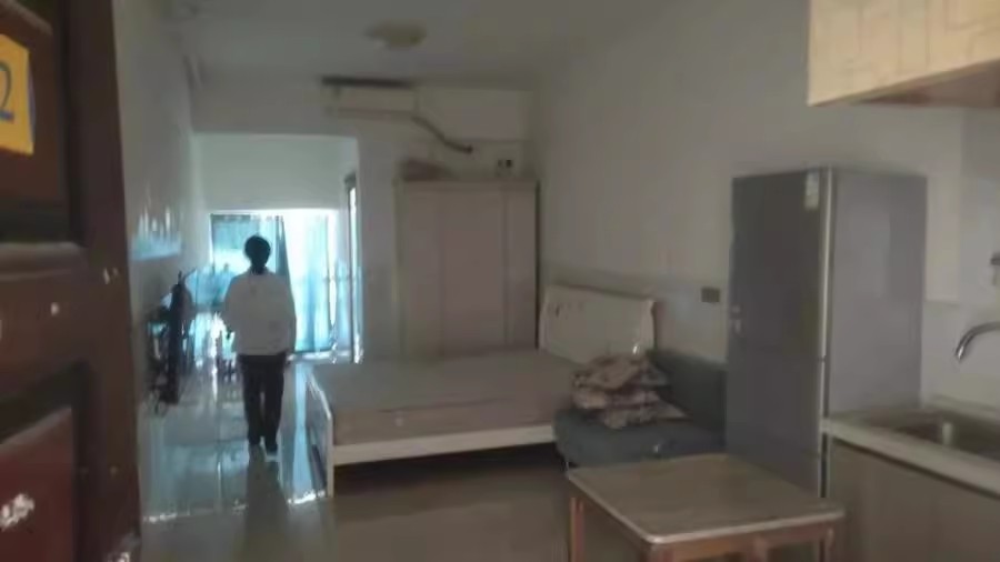 中建芙蓉嘉苑法拍房22、23、27 棟 802 室